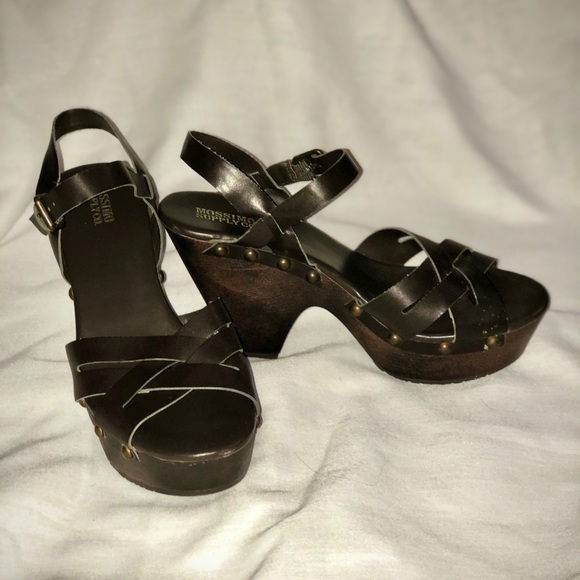 Mossimo Supply Co. Brown Leather Platform Sandal - Picture 6 of 8